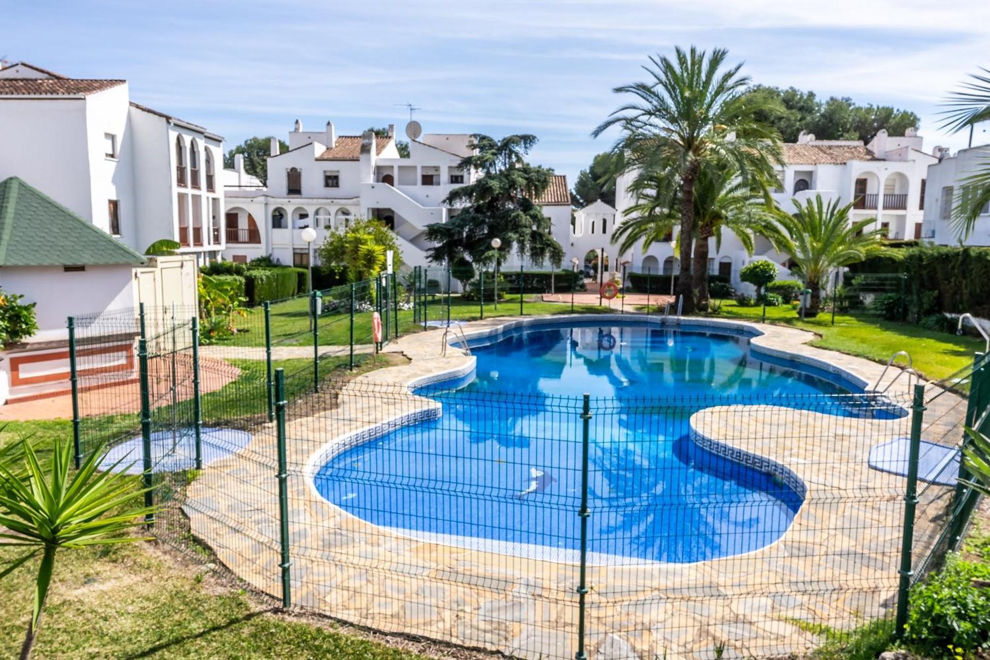 Gezellig Stijlvol Appartement Dichtbij Het Strand Эстепона Экстерьер фото